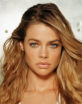 Denise Richards in The World Is Not Enough