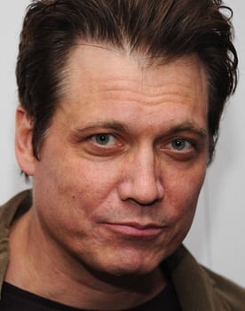 Holt McCallany in Blackhat