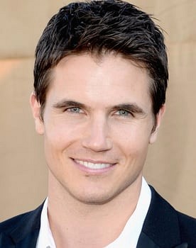 Robbie Amell in The Babysitter