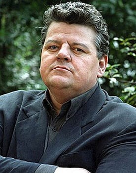 Robbie Coltrane in The World Is Not Enough