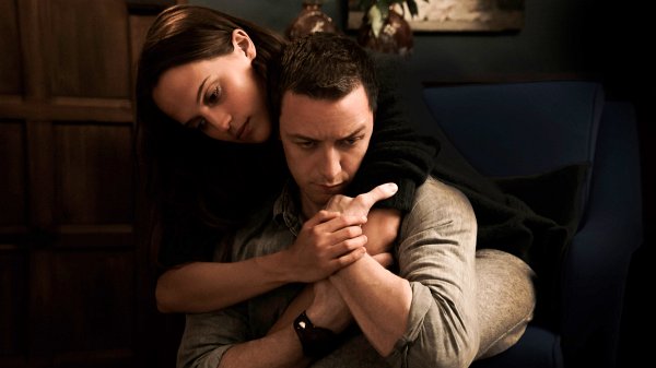 release date for Submergence